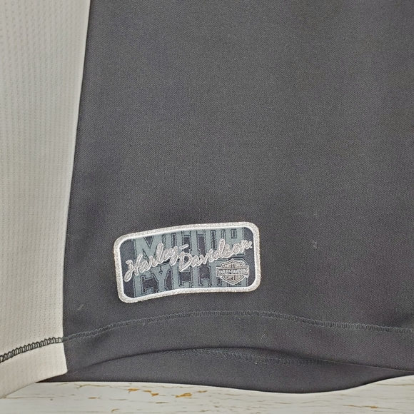 Harley Davidson Black & White Top - Picture 3 of 5
